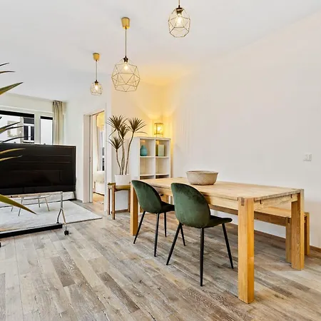 Chic In Limpertsberg Near Center *