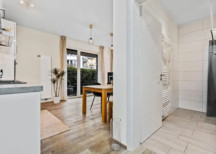 Chic In Limpertsberg Near Center